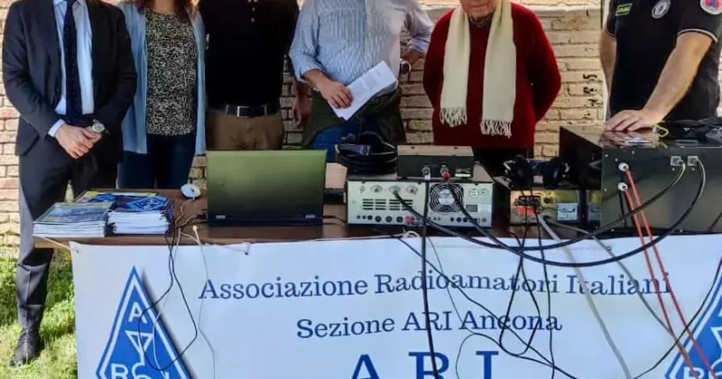 Associazione Radioamatori Italiani al vecchio faro di Ancona